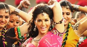 PIX: Sunny Leone dances to an Ash song!