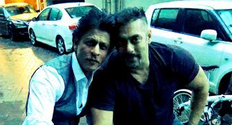 Shah Rukh, Salman go cycling together!