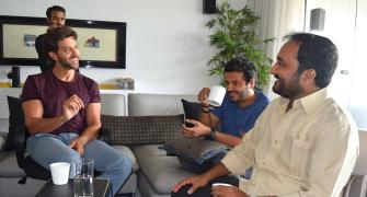Super 30's Anand Kumar meets Hrithik