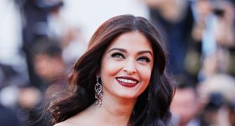 Aishwarya paints Cannes red!