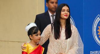 Why Aishwarya can't stop smiling