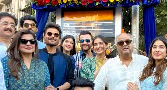 Sonam, Arjun, Jahnavi at Surinder Kapoor Chowk