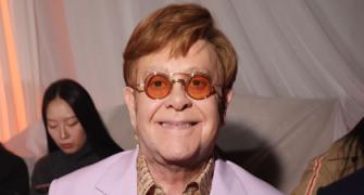 Elton John Loses His Eyesight