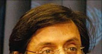 No need to ban Jaswant's book: Tharoor