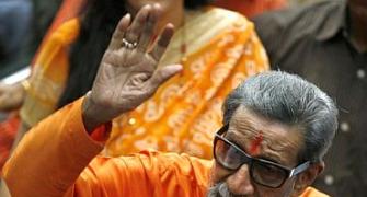 Do not pick a fight with me: Bal Thackeray warns Hazare