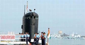 Fire in Sindhurakshak submarine kills sailor