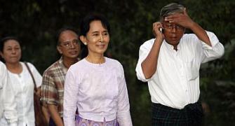 Burmese activists fear Suu Kyi's re-arrest