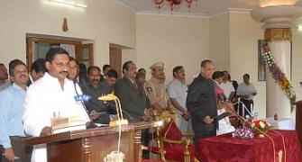 Kiran Kumar Reddy takes oath as Andhra CM
