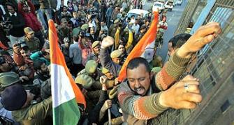 Swaraj, Jaitley arrested as BJP rally enters Jammu