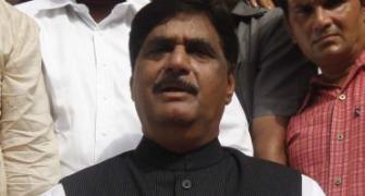 I never thought of joining the Congress: Munde