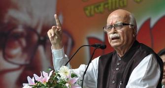 Advani kicks tainted leaders off stage; K'taka BJP miffed
