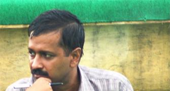 Kejriwal replies to Anna on Aam Aadmi Party funding