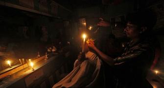 In PHOTOS: India TOPS world's biggest power cuts