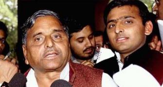 SC order leaves Mulayam and son high and dry
