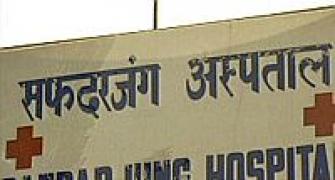 Maa, main jeena chahti hoon: Delhi gang-rape victim 