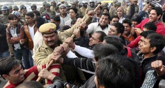 No apologies: Shinde justifies police action on protestors