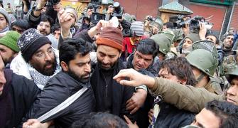 Pix: Shutdown in Kashmir to protest student's killing