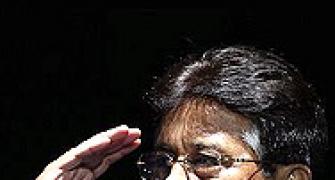 Musharraf granted protective bail ahead of return to Pak