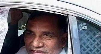 SC stops monitoring probe against Kripashankar Singh, family