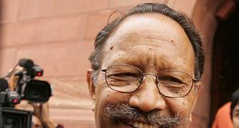 Learn lessons from U'khand tragedy: Khanduri asks Centre