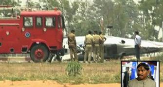 India's air tragedy: Politicians in fatal crashes