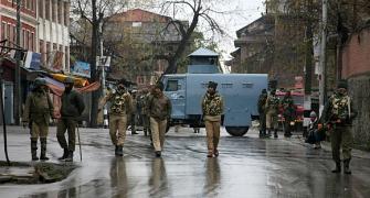 PICS: Srinagar curfew to continue until Friday