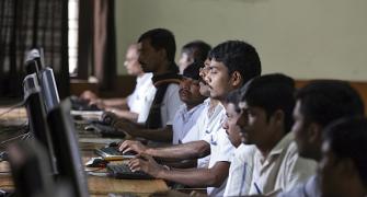 'India needs more than 4 lakh hackers'