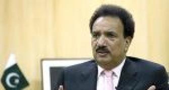 Pak's EC decides not to disqualify Rehman Malik