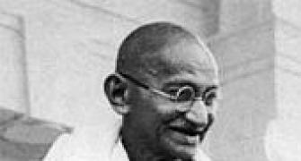 Gandhi can't be given 'Father of the Nation' title: Govt