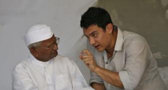 Hazare plans to rope in Aamir Khan for his movement