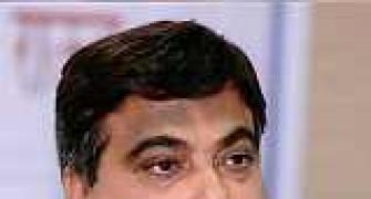 Gadkari in soup over letter on Maha irrigation project