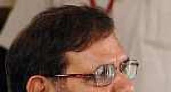 Sharad Yadav hits out at govt, wants Bansal to resign