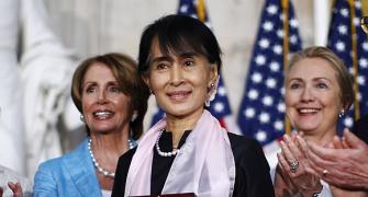 PICS: Suu Kyi receives Congressional gold medal
