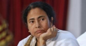 Mamata blames Left, SEBI and RBI for chit fund scam