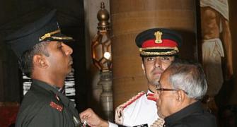 President honours India's bravest soldiers