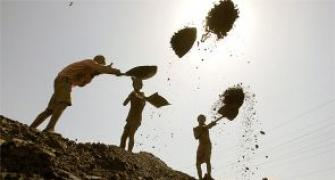 SC asks Centre to cooperate with CBI in coal-gate probe