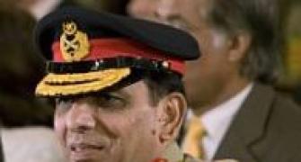 Nawaz to name new army chief before Kayani retires: report