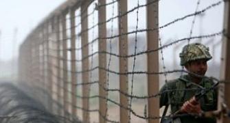 Pakistan violates ceasefire hours after flag meet