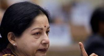 Congress, DMK are 'anti-Tamils': Jayalalithaa