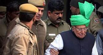 HC directs Chautala to appear before it on Saturday