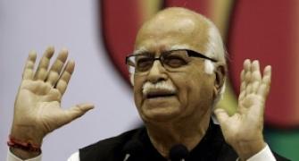 RSS binds us together, says Advani