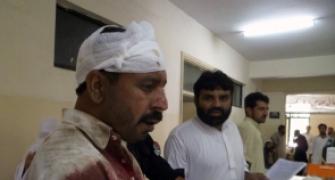 52 killed in twin suicide blasts in northwest Pakistan