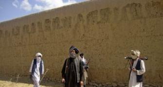 US, Afghan govt to hold peace talks with Taliban