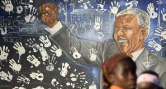 Mandela's condition deteriorates, on life support