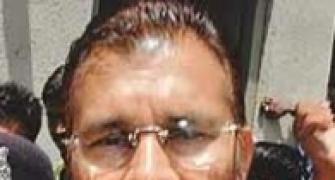 Suspended Gujarat IPS officer Vanzara admitted to hospital