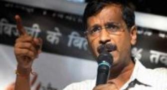 Kejriwal's fast against inflated bills enters second day
