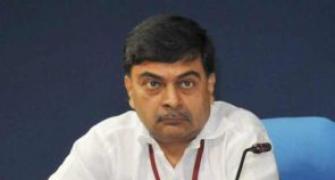 Govt employees retained by ex-home secy R K Singh withdrawn
