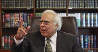 I want to deal with Modi on facts: Kapil Sibal