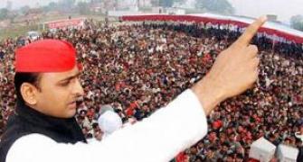 Supporting UPA only to keep communal forces at bay: Akhilesh