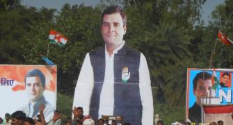Rahul ignores Modi, promises total transformation of Bundelkhand